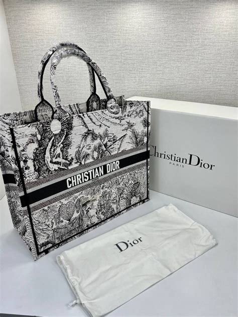 christian dior çanta fiyat|dior çanta türkiye.